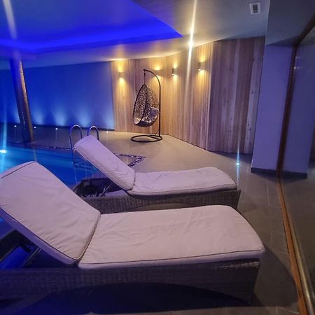Fab View (Adults Only) Hotel Дингъл Екстериор снимка